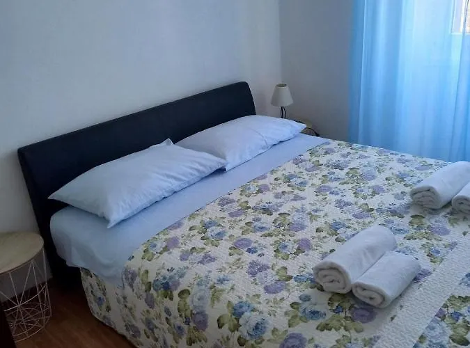 House Poljana (Ugljan)